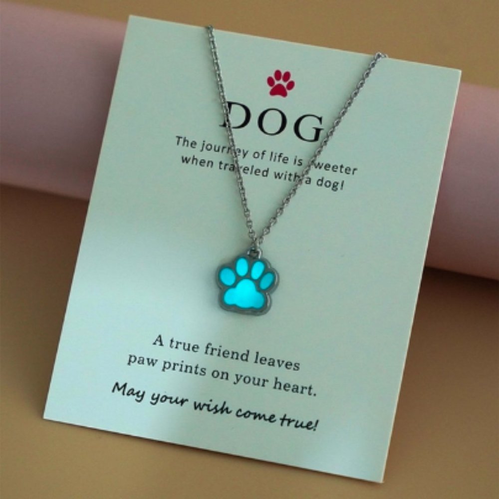 🍏50% OFF/3+...Glow-In-The-Dark Paw Print Pendant Necklace